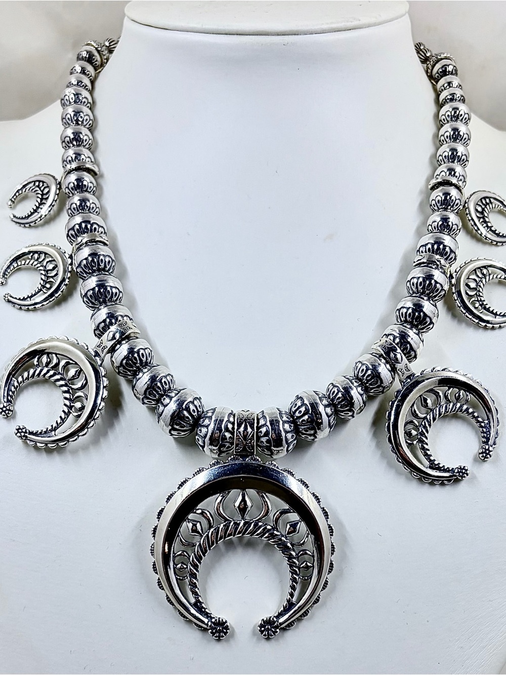 Carolyn Pollack Vintage Sterling Silver Graduated NAJA Necklace